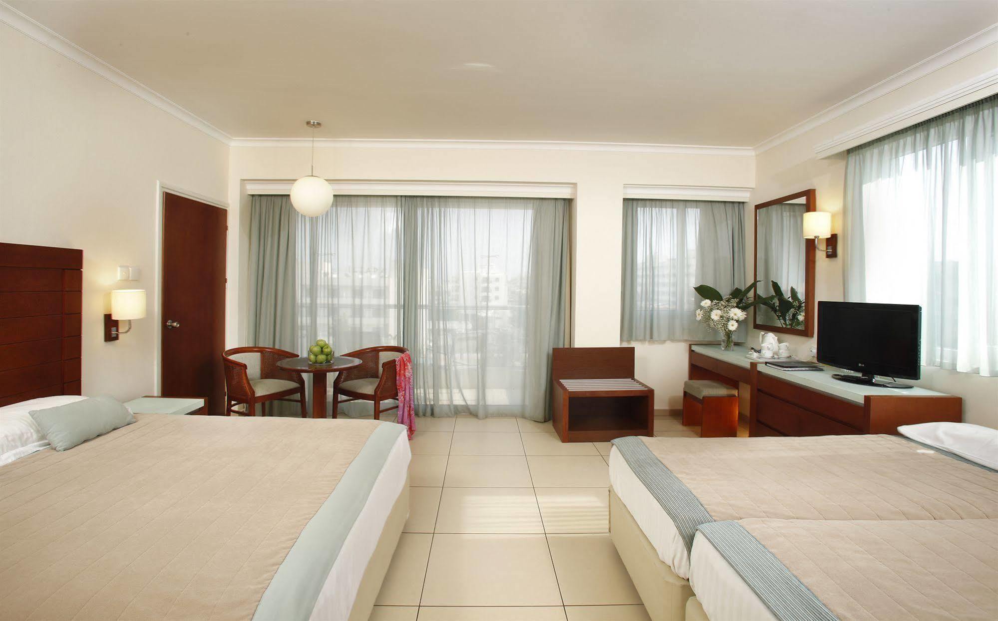 Sunrise Beach Hotel Protaras Luaran gambar